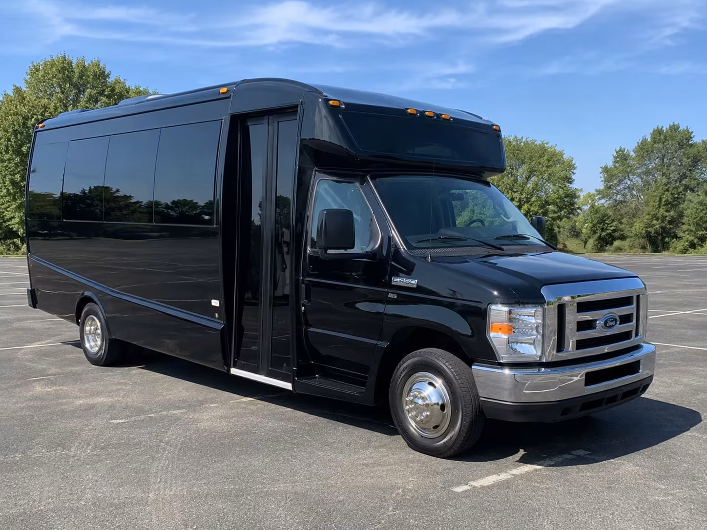huntington beach 15 passenger minibus rental